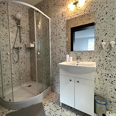 Breza House Апартаменты
